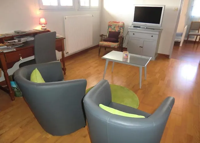 La Source Bleue Bed & Breakfast